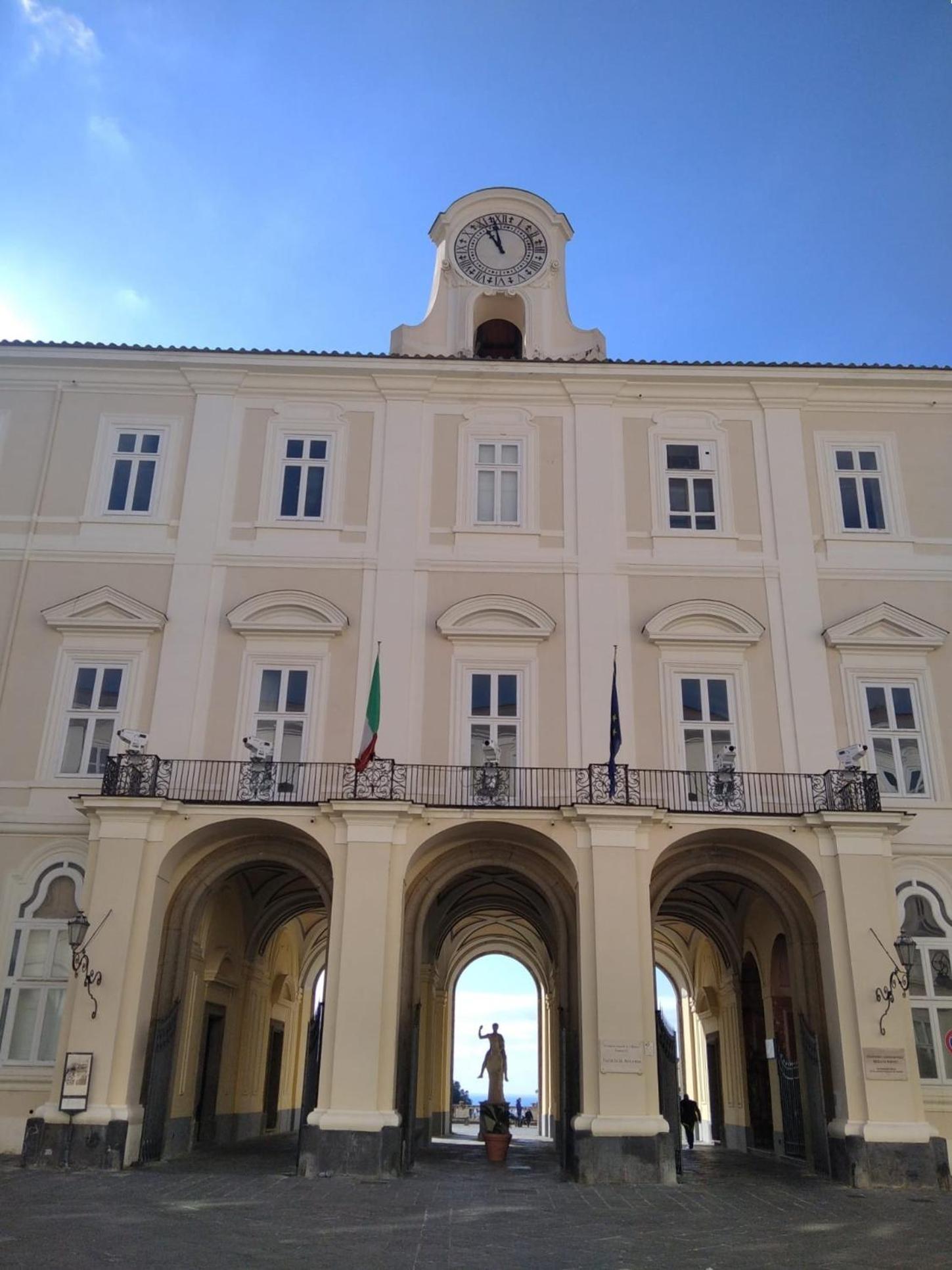 La Maison Della Torre Portici Exterior photo